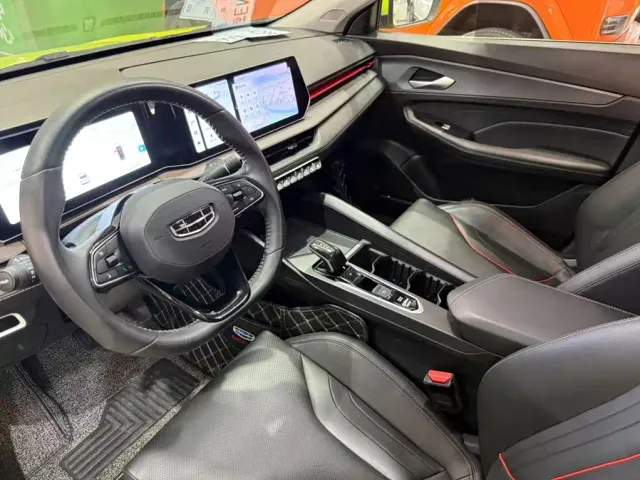 Geely Binrui — Фото автомобиля 5