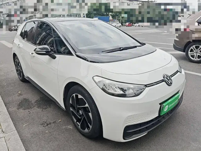 Volkswagen ID.3 — Фото автомобиля 3