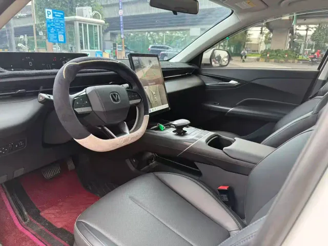 Changan Eado — Фото автомобиля 3