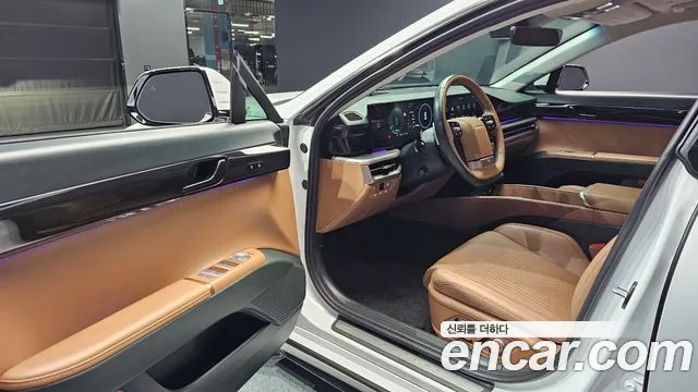 Hyundai Grandeur GN7 — Фото автомобиля 15