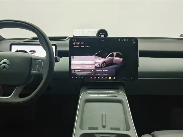 Nio ET5 Touring — Фото автомобиля 8