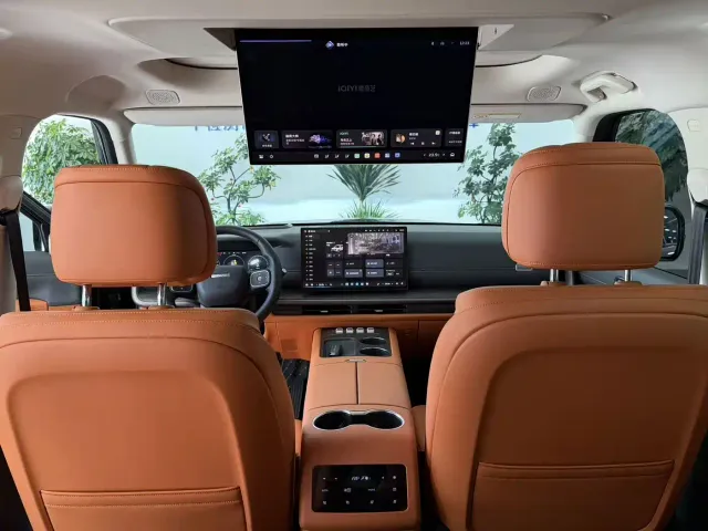 Haval Great Wall H10 — Фото автомобиля 14