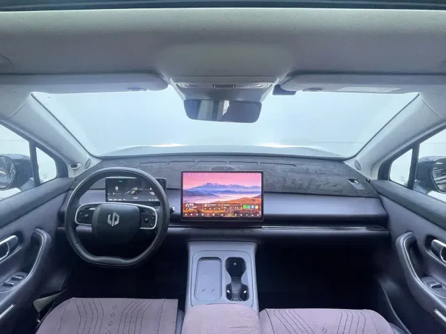 Leapmotor C16 — Фото автомобиля 7
