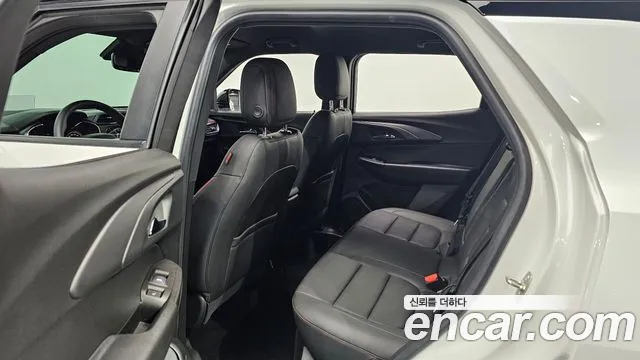 ChevroletGMDaewoo Trailblazer Trailblazer 1.3 турбо 4WD — Фото автомобиля 10