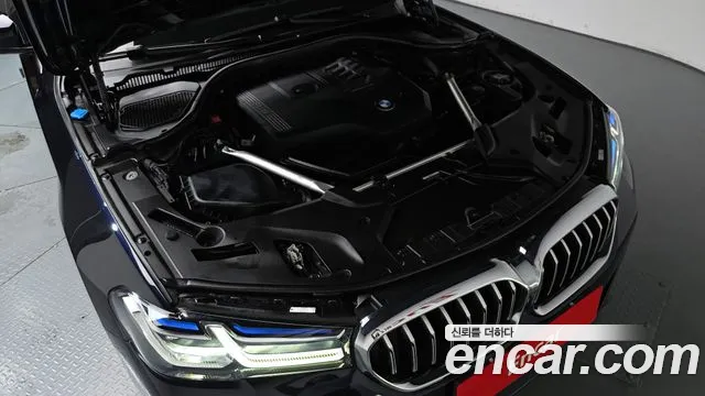 BMW 5-Series — Фото автомобиля 5