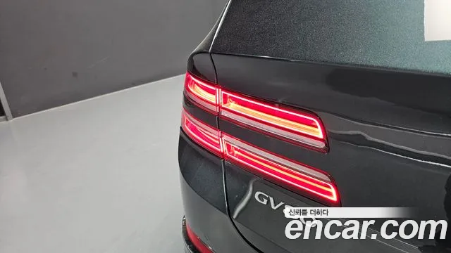 Genesis GV80 2.5T Бензин AWD — Фото автомобиля 22