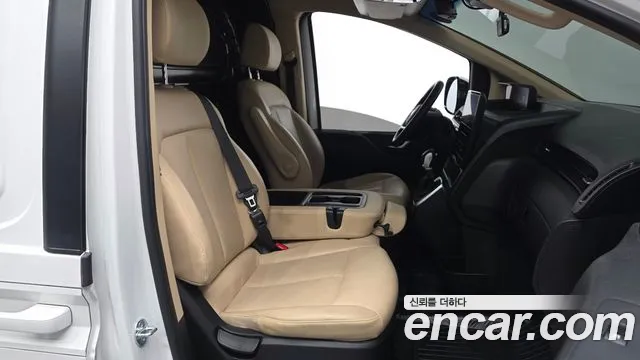 Hyundai Staria Staria Карго 3 места — Фото автомобиля 25