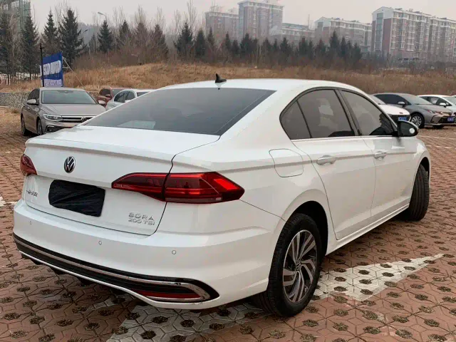 Volkswagen Bora — Фото автомобиля 6