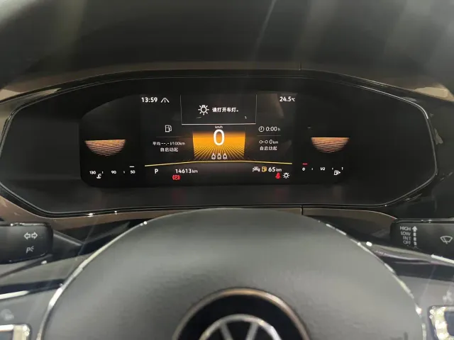 Volkswagen Tharu — Фото автомобиля 11