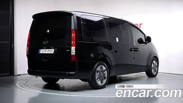 Hyundai Staria — Фото автомобиля 2