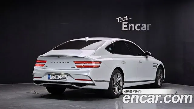 Genesis G80 Бензин 3.5 турбо AWD — Фото автомобиля 2
