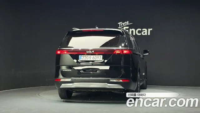 Kia Carnival 4th Gen — Фото автомобиля 4