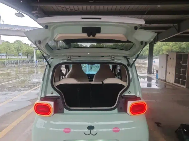 Wuling Hongguang Mini EV — Фото автомобиля 18