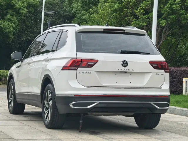 Volkswagen Tiguan L — Фото автомобиля 6