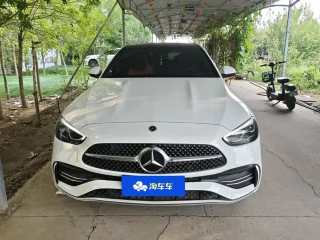 Mercedes-Benz C-Class — Фото автомобиля 2