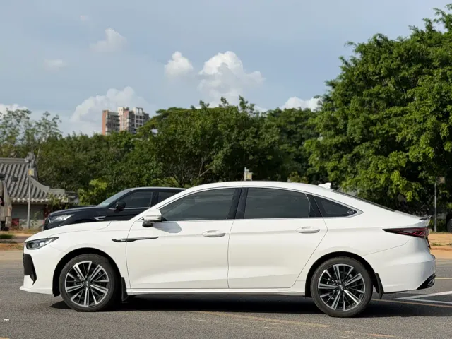 Chery Arrizo 8 PRO — Фото автомобиля 4