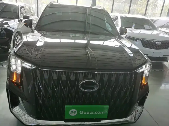 GAC Trumpchi GS8 — Фото автомобиля 2