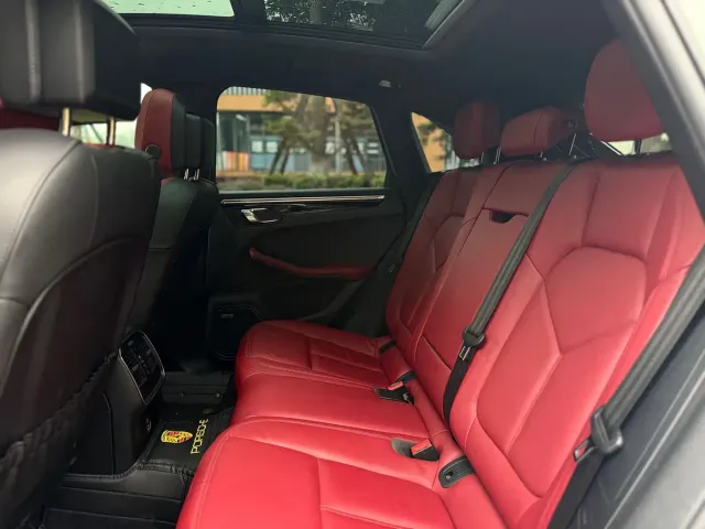 Porsche Macan — Фото автомобиля 16