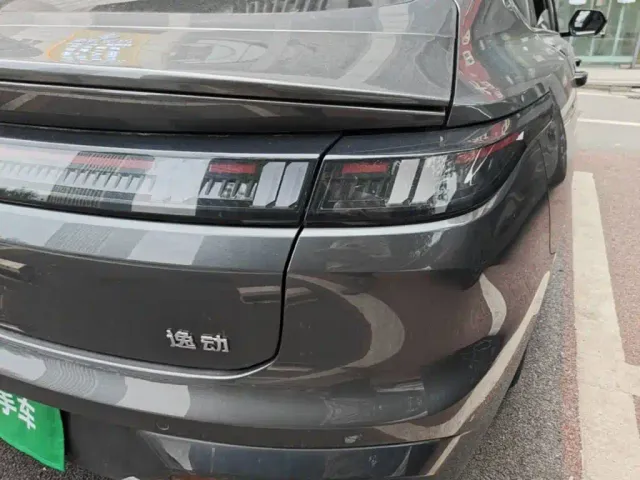 Changan Eado — Фото автомобиля 7