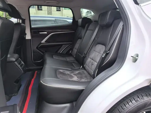 Haval H6 — Фото автомобиля 16