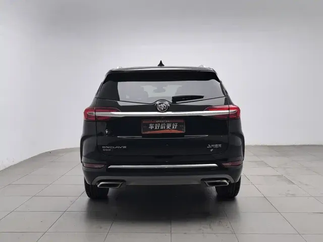 Buick Enclave — Фото автомобиля 4