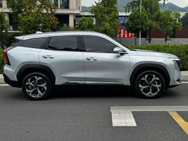 Geely Boyue L — Фото автомобиля 26