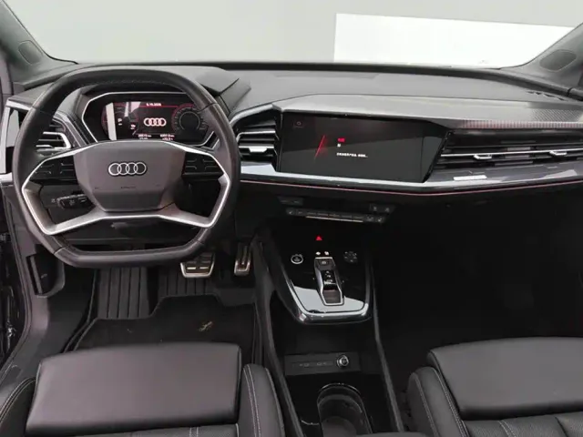 Audi Q4 e-tron — Фото автомобиля 12