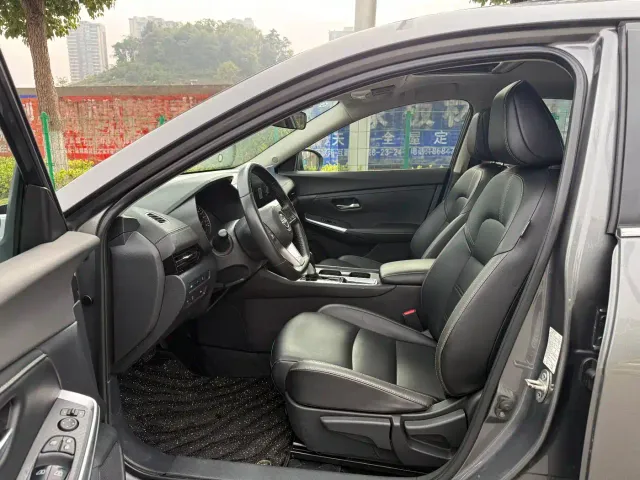 Nissan Sylphy — Фото автомобиля 4
