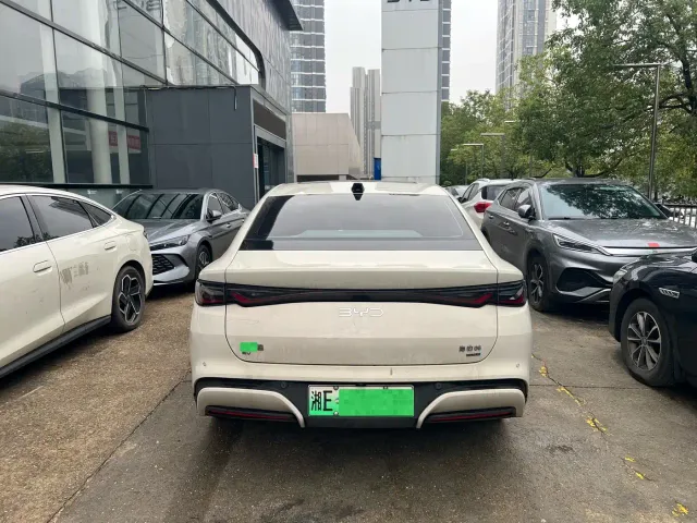 BYD Seal 06 — Фото автомобиля 8