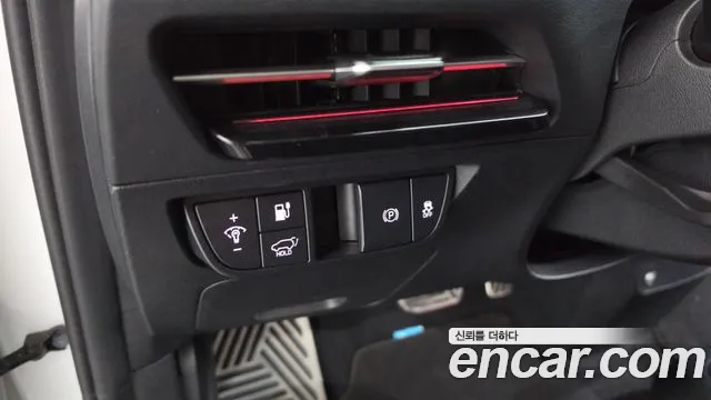 Kia EV6 — Фото автомобиля 17