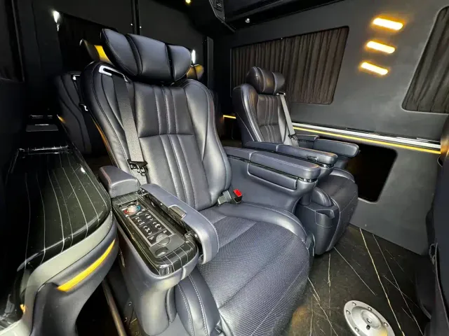 Yaxing Motorhome Orium RV — Фото автомобиля 12