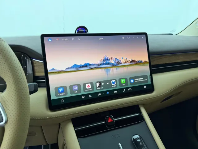 Aito M7 — Фото автомобиля 12