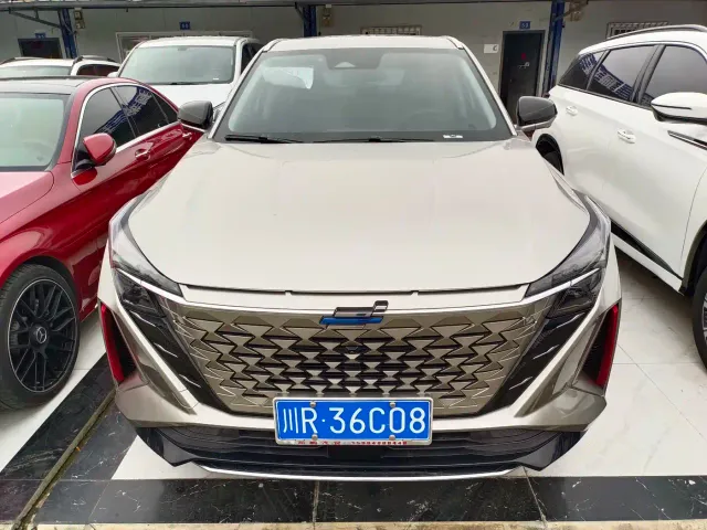 Changan Z6 — Фото автомобиля 2