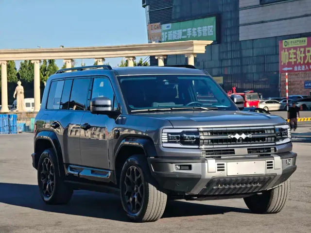 BYD FangChengBao Leopard 5 — Фото автомобиля 3