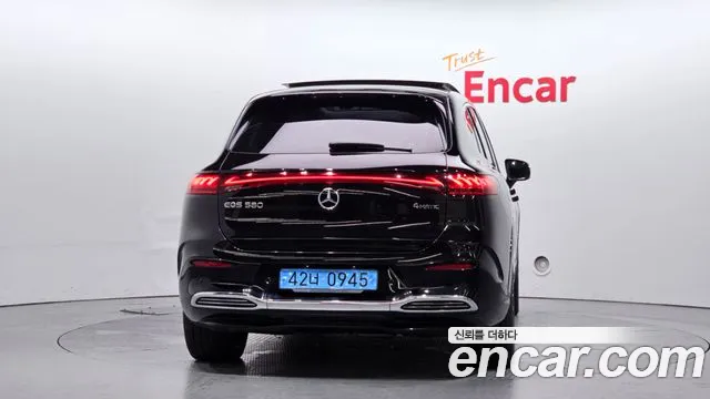 Mercedes-Benz EQS — Фото автомобиля 4