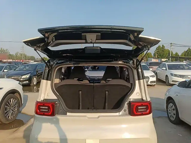 Wuling Hongguang Mini EV — Фото автомобиля 18