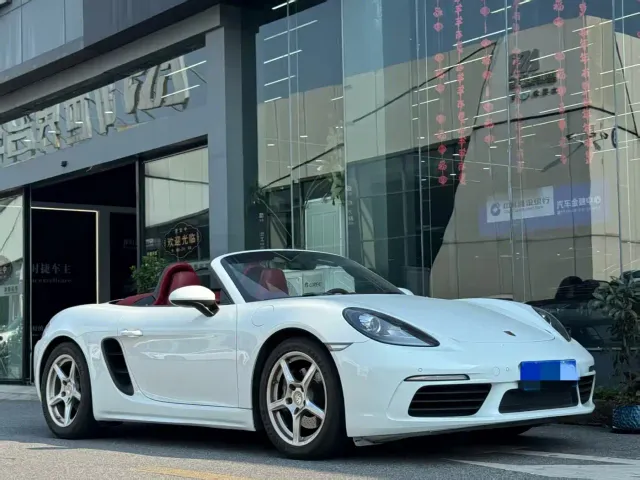 Porsche 718 — Фото автомобиля 3