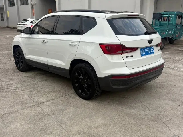 Jetta VS5 — Фото автомобиля 5