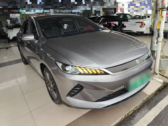 BYD Qin PLUS — Фото автомобиля 3