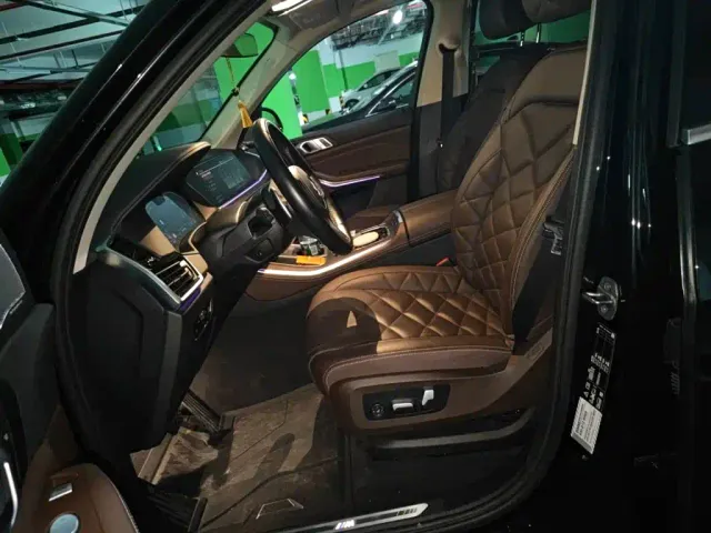 BMW X5 — Фото автомобиля 7