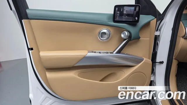 Genesis GV60 — Фото автомобиля 24
