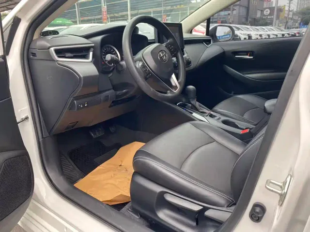 Toyota Corolla — Фото автомобиля 8