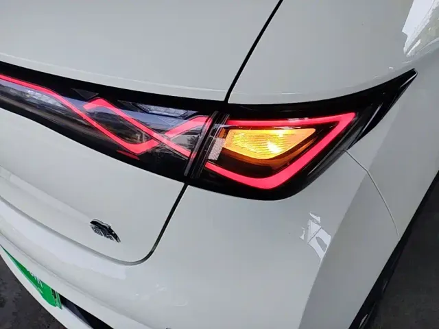 BYD Dolphin — Фото автомобиля 7