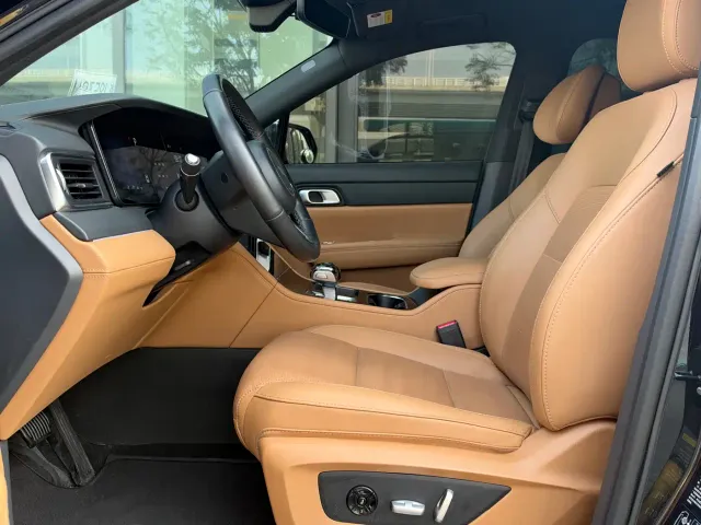 Li Auto ONE — Фото автомобиля 10
