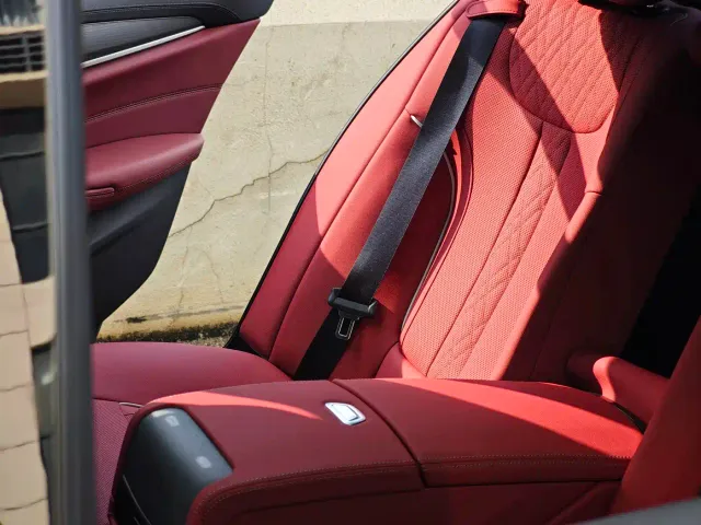 BMW 5 Series — Фото автомобиля 12