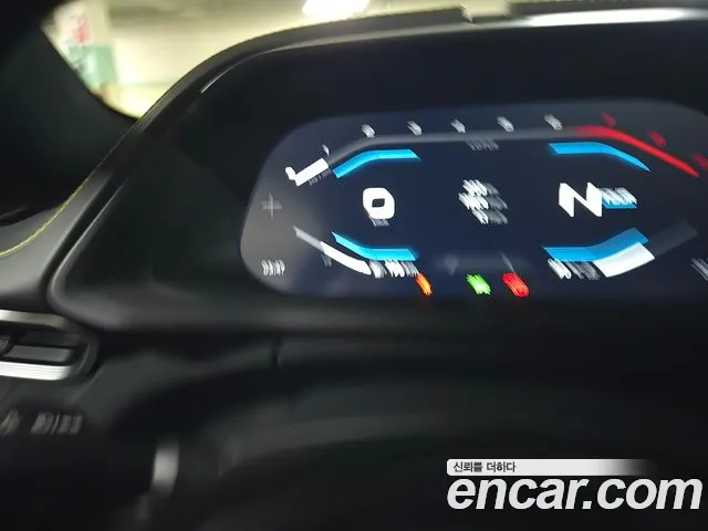 Lotus Emira — Фото автомобиля 20
