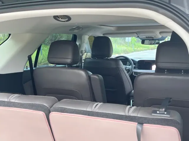 Ford Explorer — Фото автомобиля 16