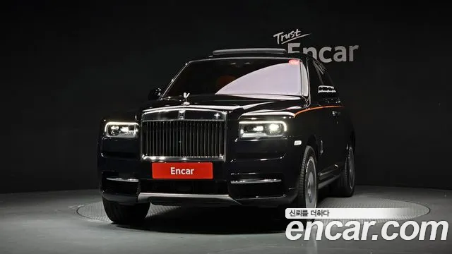 Rolls-Royce Cullinan — Фото автомобиля 3