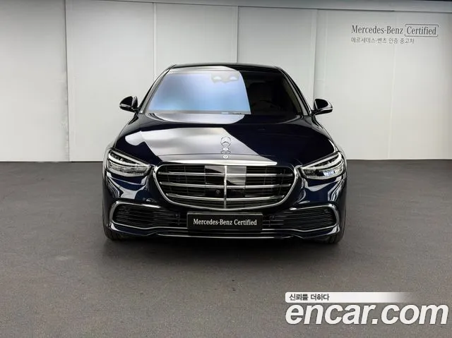 Mercedes-Benz S-Class — Фото автомобиля 3