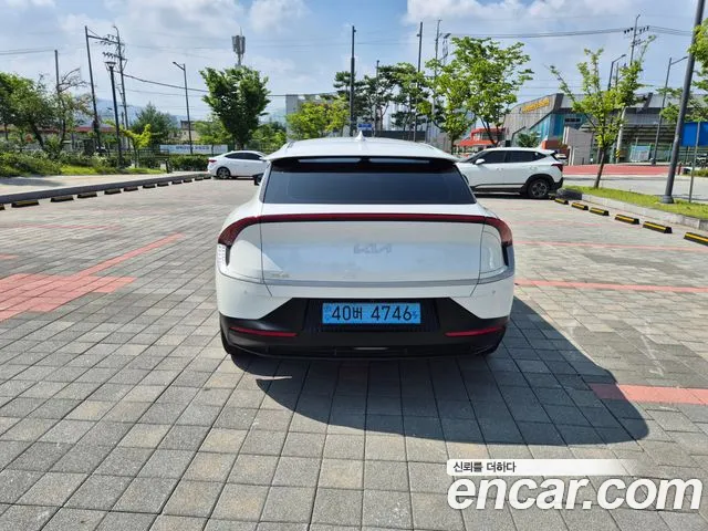 Kia EV6 — Фото автомобиля 4